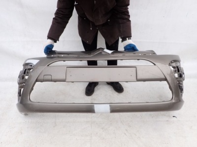 Citroen c4 picasso i 06- бампер перед передний фото №1