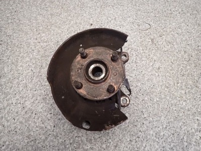 Toyota yaris i поворотный кулак передняя правая фото №1