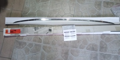 Хром крышки багажника vw touareg iii 760071360 фото №1