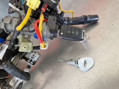 Kia ceed ii замок зажигания бортовой компьютер иммобилайзер замок дверь набор фото №1