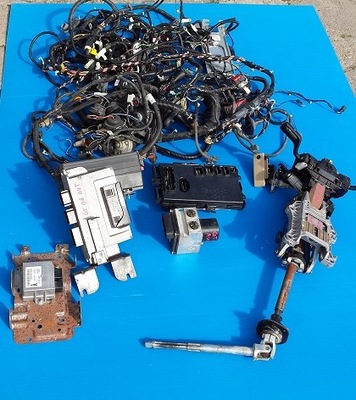 Mustang 4.6 жгут колодка бортовой компьютер замок зажигания фото №1