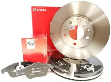 Brembo гальмівні диски+ гальмівні колодки задня mercedes cls c218 320mm фото №1