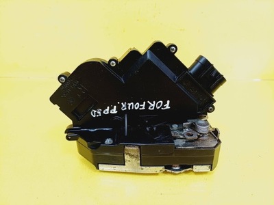 Замок дверь правый перед smart forfour i 6 pin a4547200035 nr84 фото №1