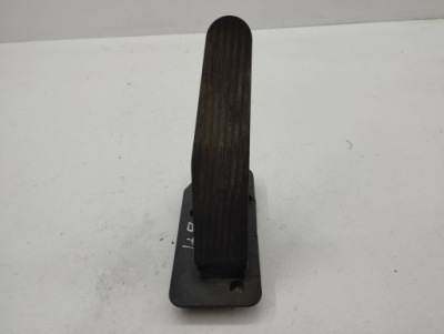 Maserati quattroporte 2010 педаль газа / ускорения фото №1