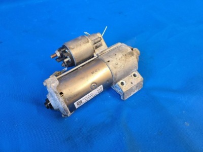 Стартер bmw 8588898 фото №1