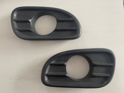 Toyota paseo ii 1995-1999 рамки протитуманних фар l+p оригінальний номер фото №1