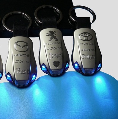 KEYRING LED TOYOTA FORD AUDI OPEL SEAT KIA SKODA DACIA AUDI PEUGEOT RENAULT  