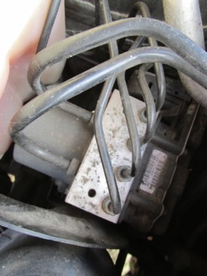 Насос abs audi a6 c6 4f0614517r фото №1