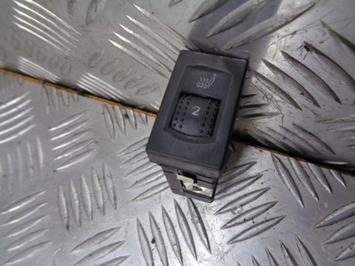 Перемикач підігрів сидіння passat b5 fl фото №1