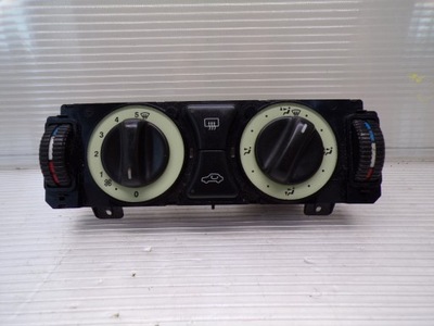 Панель обдув кондиціонера mercedes r170 1708300185 фото №1