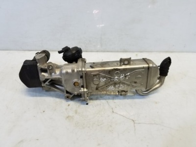 Радиатор клапан egr vw passat b7 1.6 tdi фото №1