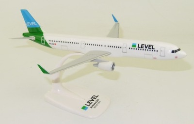 Model samolotu Airbus A321 LEVEL 1:200