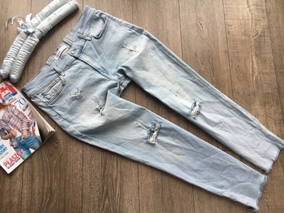 zara* spodnie jeansy rozciągliwe z dziurami 42