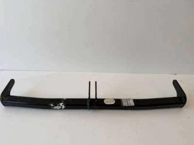 Renault express hak буксирувальний балка 8201728518 оригінал фото №1