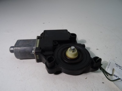 Моторчик скло задня правий vw polo v 6r0959811n . фото №1