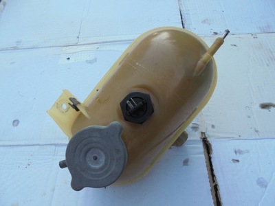 Бачок расширительный радиатора bmw e24 6 фото №1