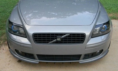 Brewki VOLVO S40/V50 // CZARNE///PLASTIK///ABS/// 