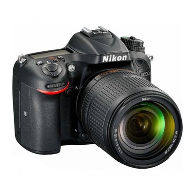 Lustrzanka Nikon D7200 korpus + obiektyw 18-105