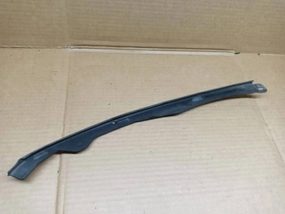 Прокладка захист капот audi a4 b9 8w0823126 фото №1