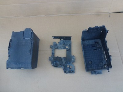 Корпус основание корпус аккумулятор citroen c3 aircross 18r фото №1