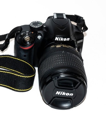 Nikon D3200 + 18-105mm VR 24.1Mpix ISO12800 14TYŚ