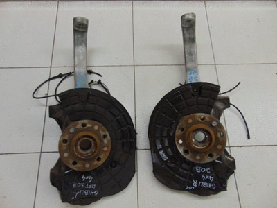 Поворотный кулак левая maserati ghibli 3.0b 4x4 фото №1