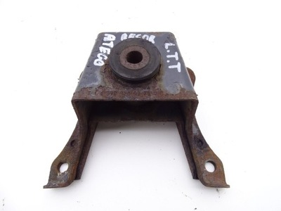 Mercedes atego 98- кронштейн рессора левый задняя 17,5 фото №1