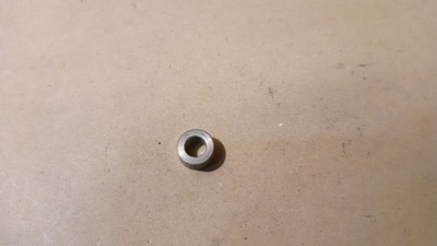 Renault kangoo втулка болты поперечина безопасности фото №1