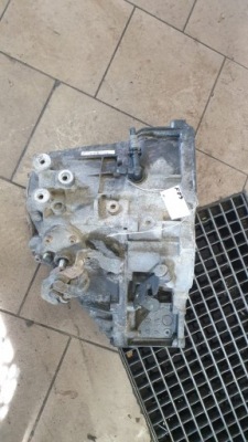 Коробка передач передач f23 ak opel zafira b 2,0d фото №1