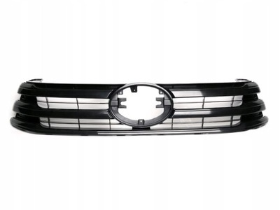 Toyota hilux 2016- решітка радіатора решітка радіатора решітка фото №1