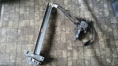Подъемник стекло правый задняя kia sportage i фото №1