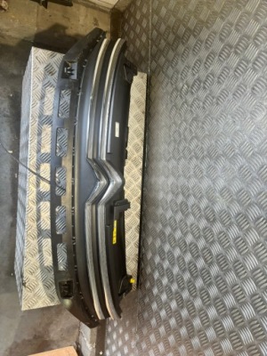 Решітка радіатора решітка радіатора хром citroen c3 iii lift 2020- 9833503480 решітка радіатора фото №1