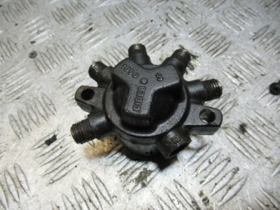 Focus mk1 распределитель впрыска 1,8 tdci 1s4q9d280ac фото №1