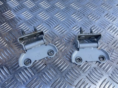 Петли крышки багажника yaris cross 21- фото №1