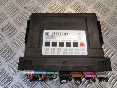 Модуль комфорту opel оригінальний номер 13578704 фото №1
