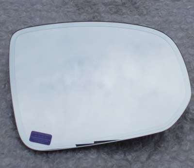 Volvo xc60 ii 2017- правый вкладыш фотохромный фото №1