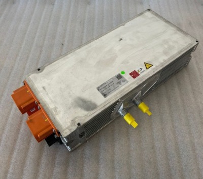 Зарядний пристрій акумулятор porsche 9j1915692t фото №1