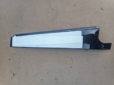 Накладка стійка правий задня vw golf vii 5g6839902b фото №1