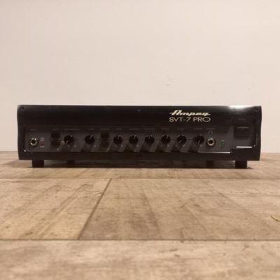 Ampeg SVT-7Pro lekki wzmacniacz basowy 700W