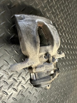 Супорт правий задня audi a6 c8 4k04068 фото №1