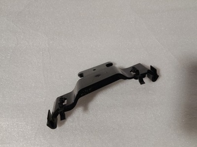 Audi a4 b9 кронштейн захист стійка 8w0867191 фото №1