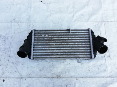 Інтеркулер радіатор kia hyundai 28270-2a770 crdi фото №1