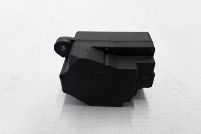 Клапани керуючий обігрівачі volvo xc60 31348271 2012 фото №1