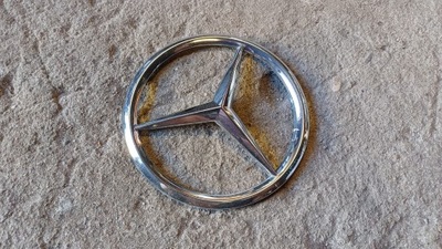 Mercedes w169 емблема решітка a1698880186 фото №1