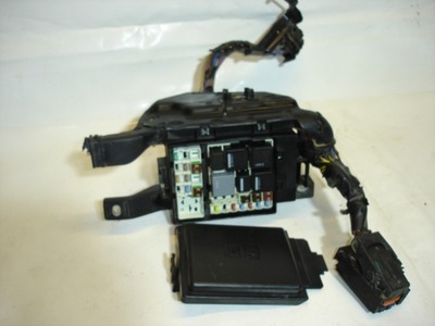 Jaguar f-pace коробка запобіжників фото №1