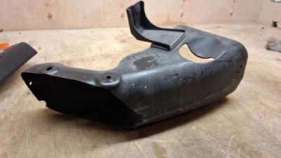 Dodge charger 2020 напрямна повітря інтеркулер фото №1