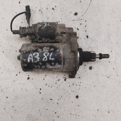 Audi a3 8l 1,8b стартер bosch 0001107022 фото №1