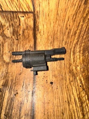 Mercedes w221 клапан вакууму фото №1