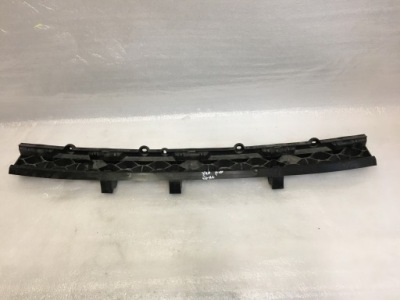 Volvo v60 iii 18- направляющая усилитель бампера задняя фото №1