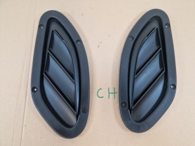 Ferrari portofino впуск капот лівий правий 000791860 фото №1